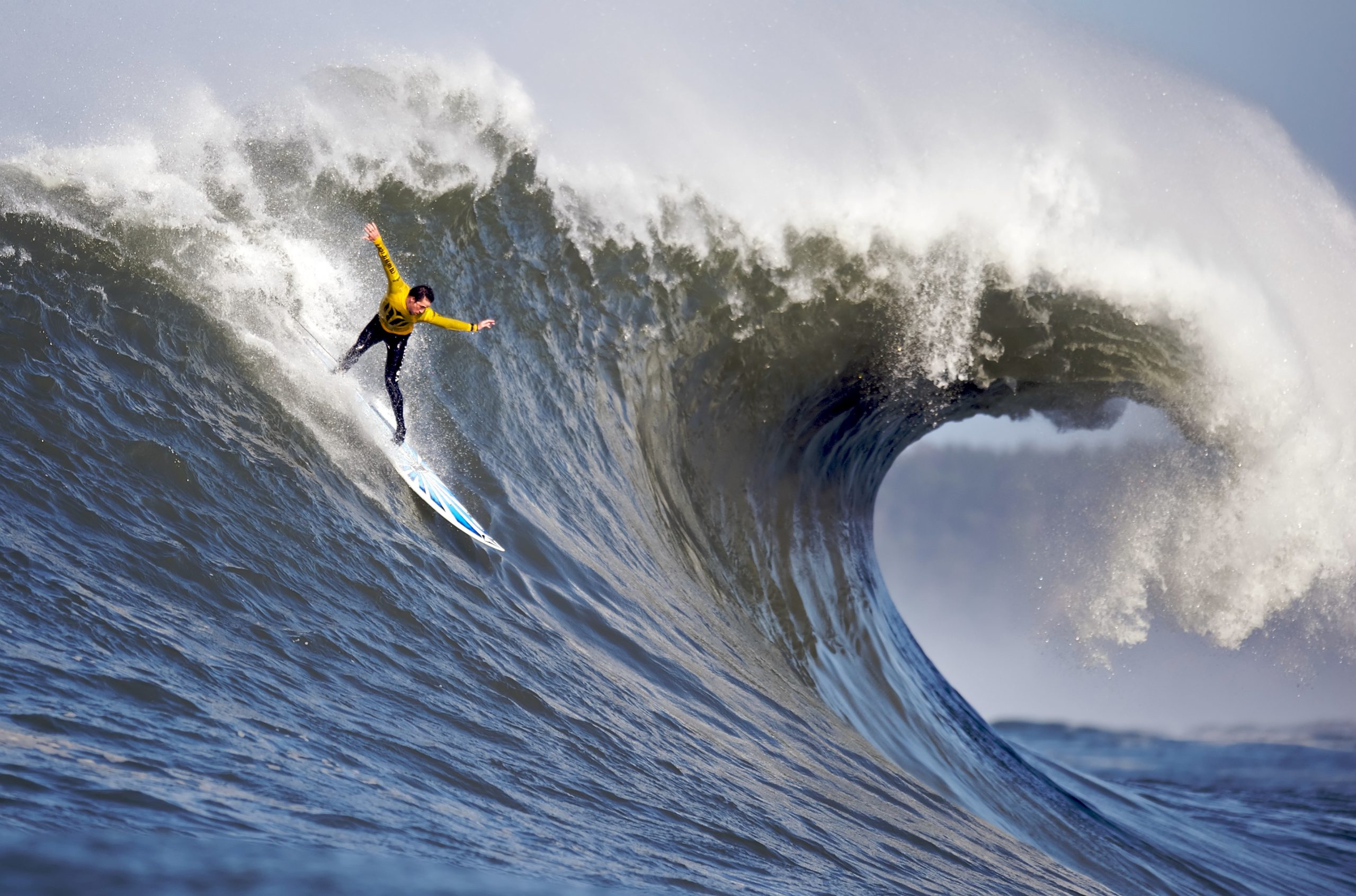 surf the big wave