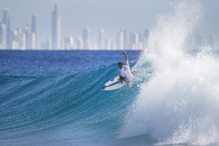 australia surfing