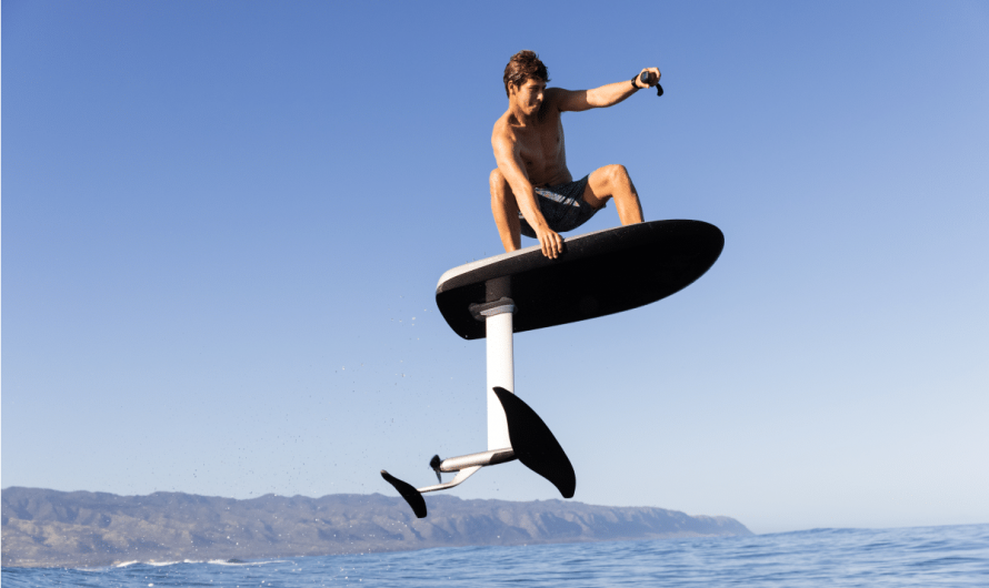 Conquering the waves on an electric surfboard – how to do it right