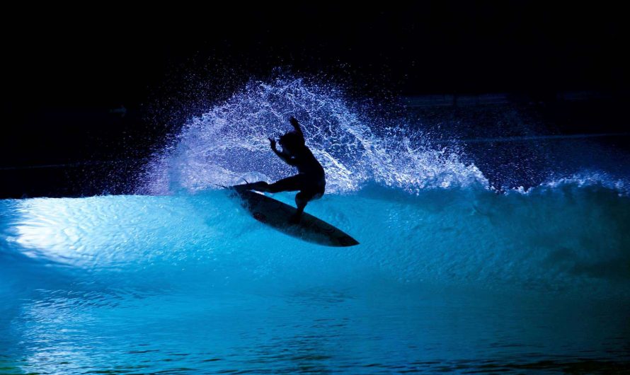 Night surfing: how I broke my board