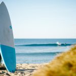 TV set, boxing and fins – The basics of surf photography