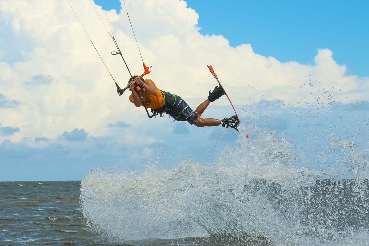 Kite Surfing 