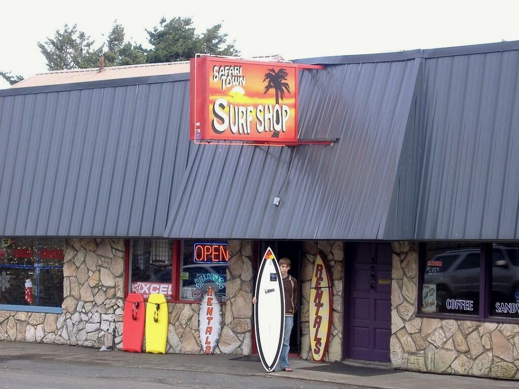 Safari Town Surf Lincoln City
