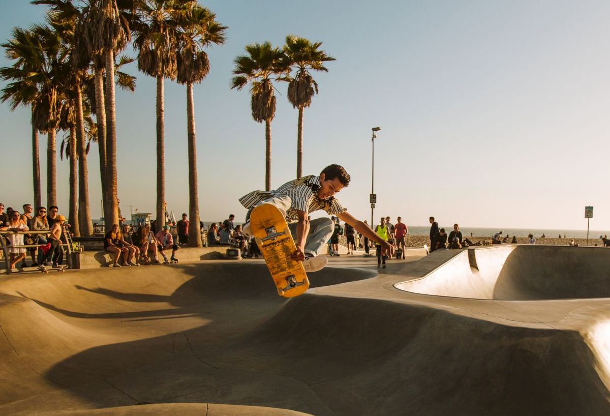 Venice Beach skateboard's rhythm